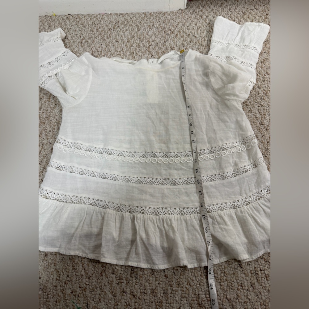 Gianni Bini White Blouse with Lace Accents size S - Picture 6 of 9